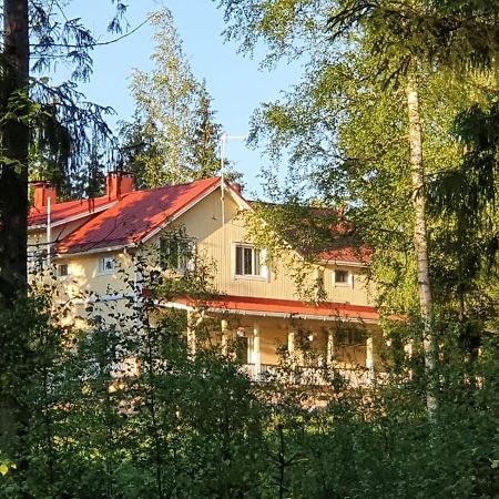 Tuhannen Tarinan Talo Kannuskoski Exterior foto