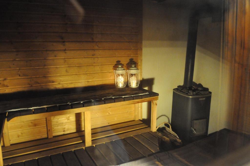 Tuhannen Tarinan Talo Kannuskoski Exterior foto